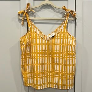 Universal Thread Yellow Gold
Bow Tie Sleeve
Tank Top (L)(Buy Now Only)No Offers
